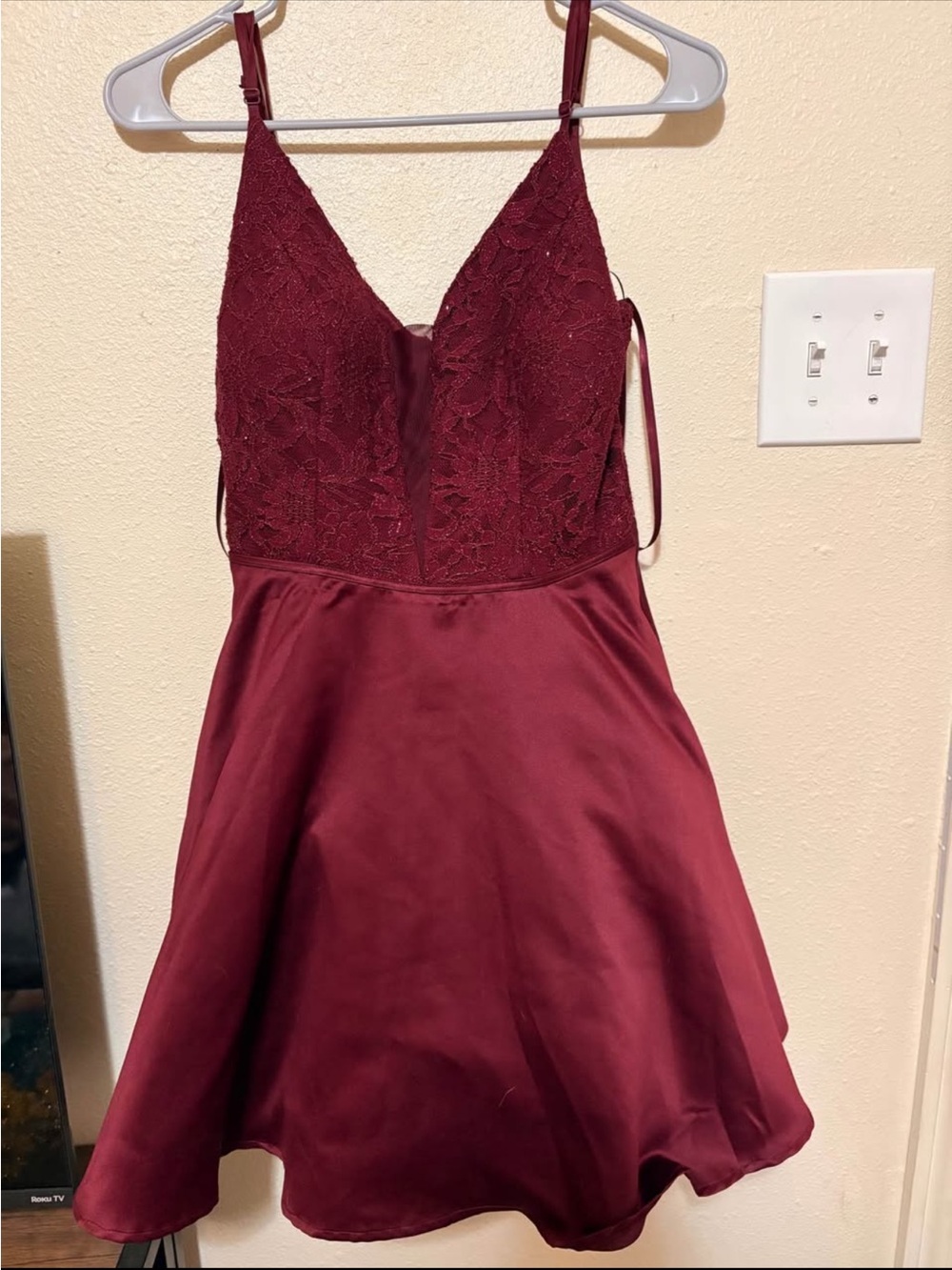 Elegant Lace Bodice Prom Dress in Wine